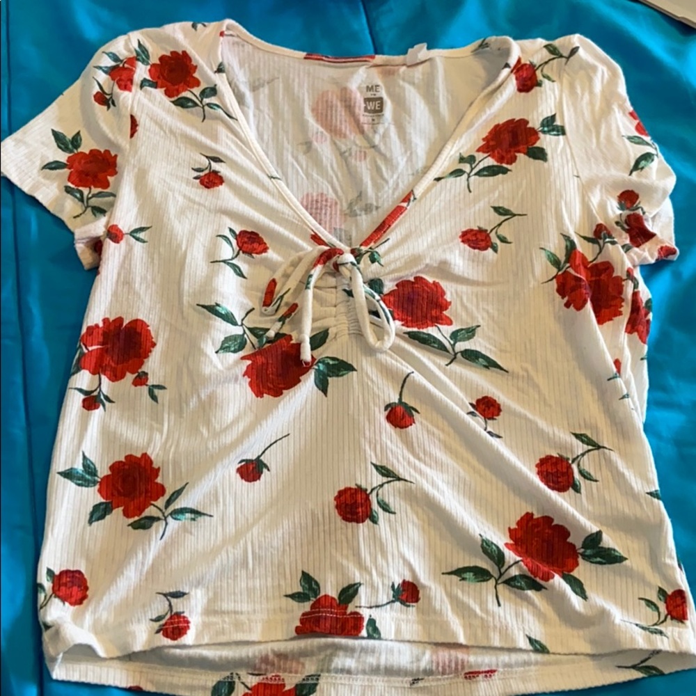Rose tshirt